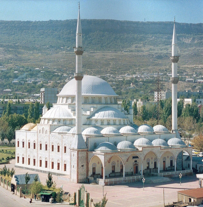 مسجد مخاشكاله الكبير