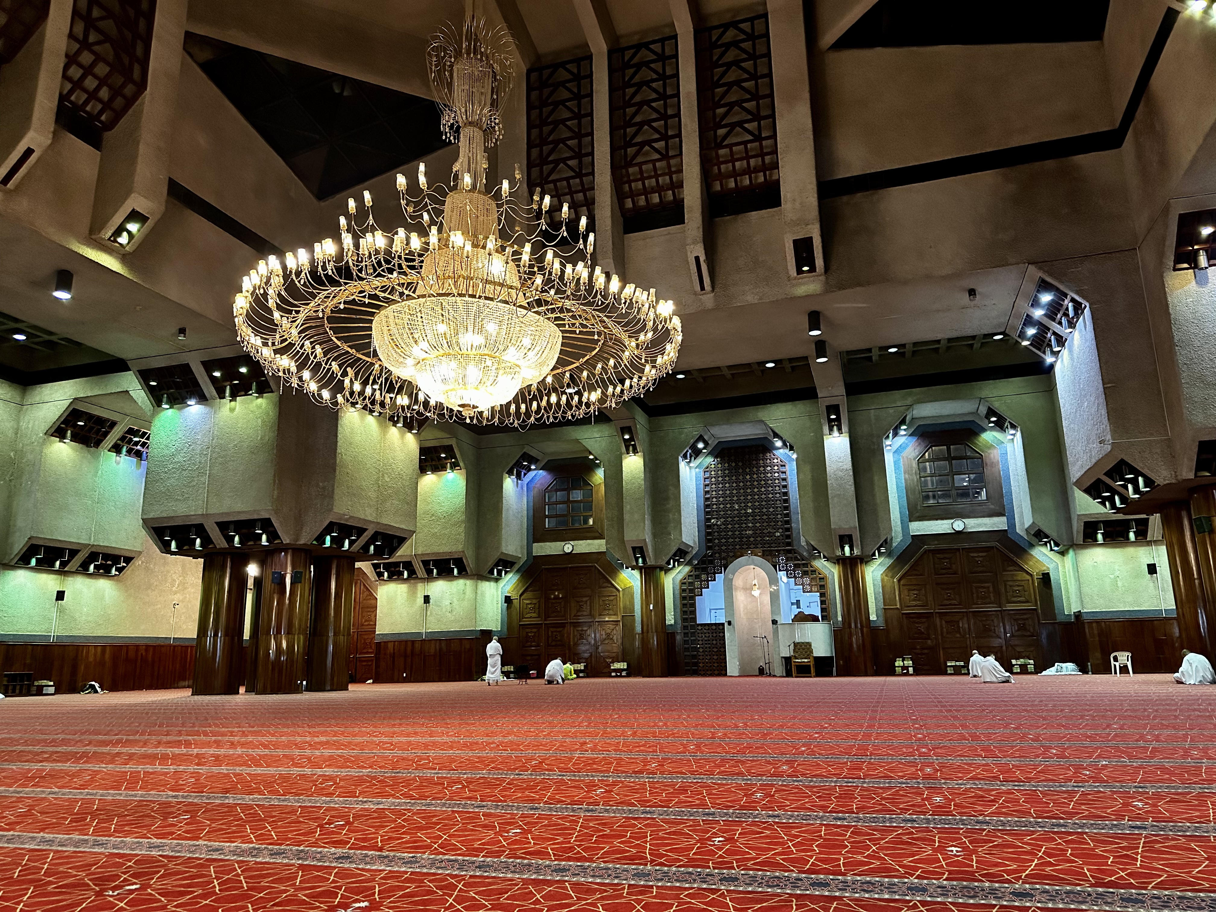 جامع عائشة رضي الله عنها - التنعيم — صورة 1