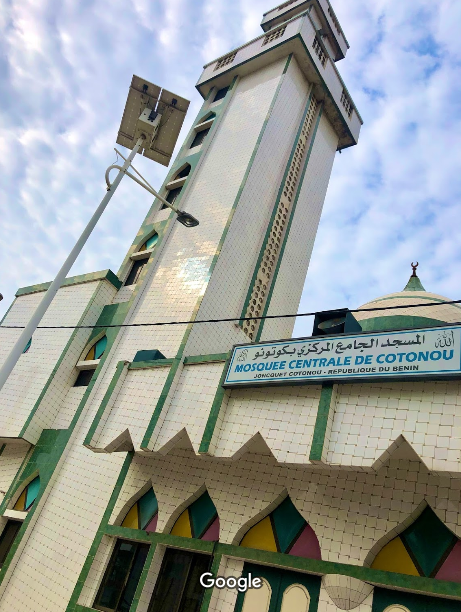 مسجد كوتونو المركزي — صورة 1