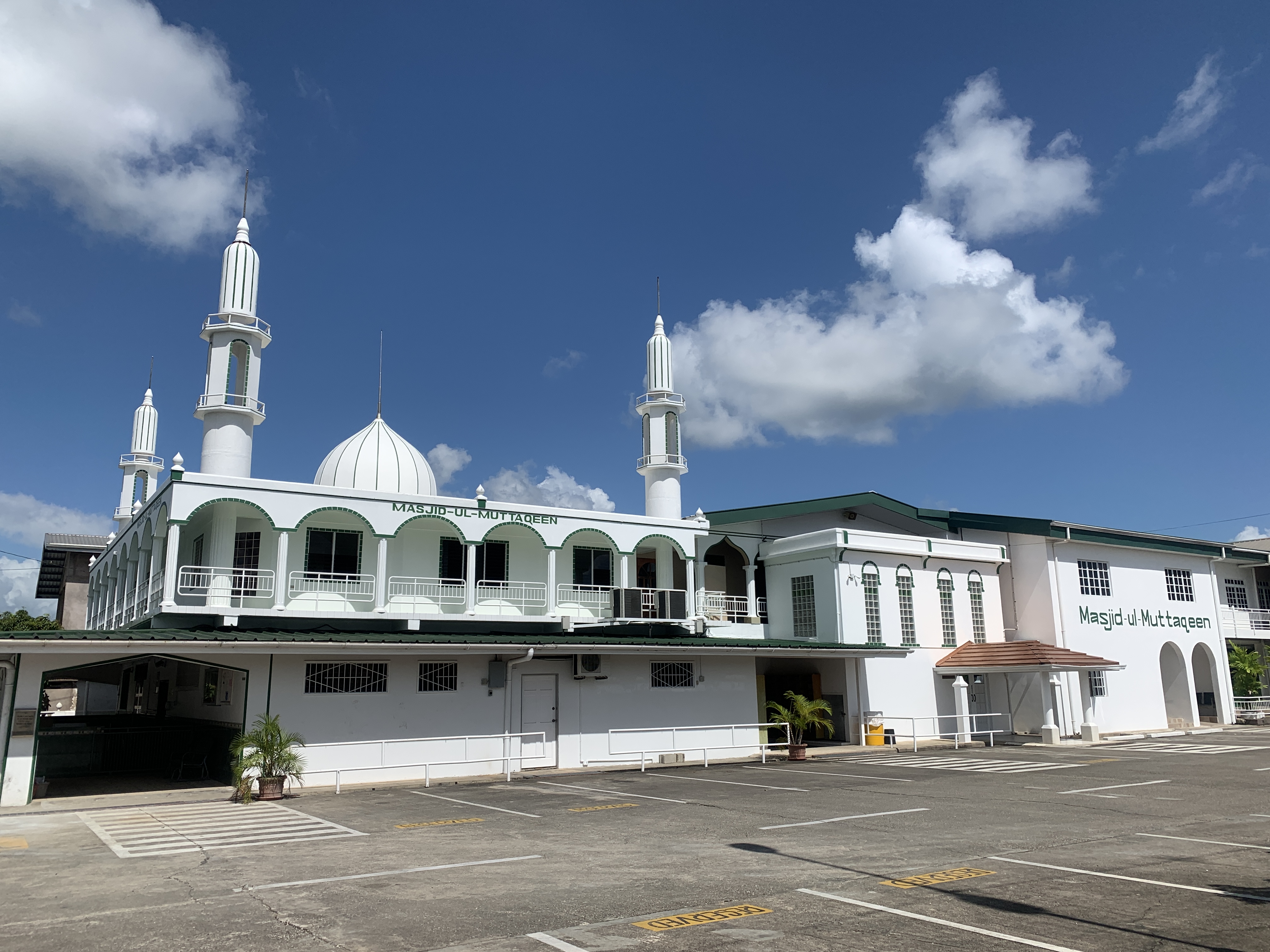 Masjid ul Muttaqeen