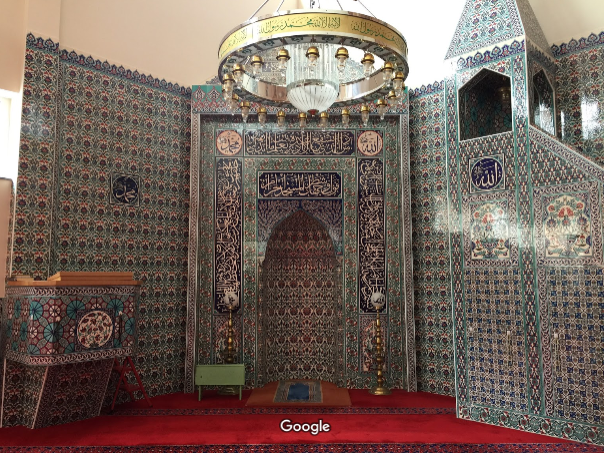 مسجد ومركز نامور الإسلامي التركي — صورة 3