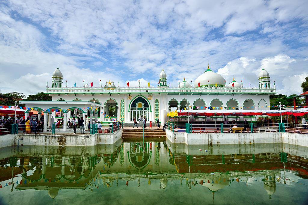 Thánh đường hồi giáo - Jamuil Azhar Mosque